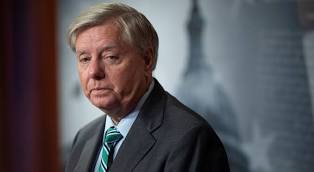 Clarence Thomas freezes order for Lindsey Graham to testify before Georgia grand jury investigating 2020 election
